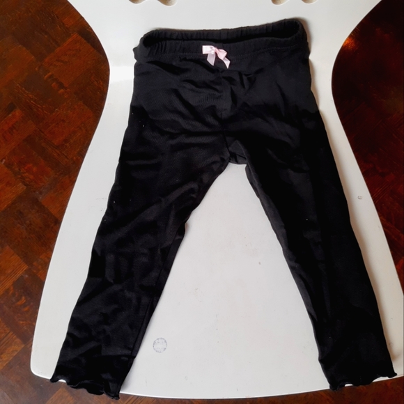 NEVER USED WITH TAG STILL ON TODDLER GIRLS PANTS WITH PINK SMALL PINK BOW! - Picture 1 of 3